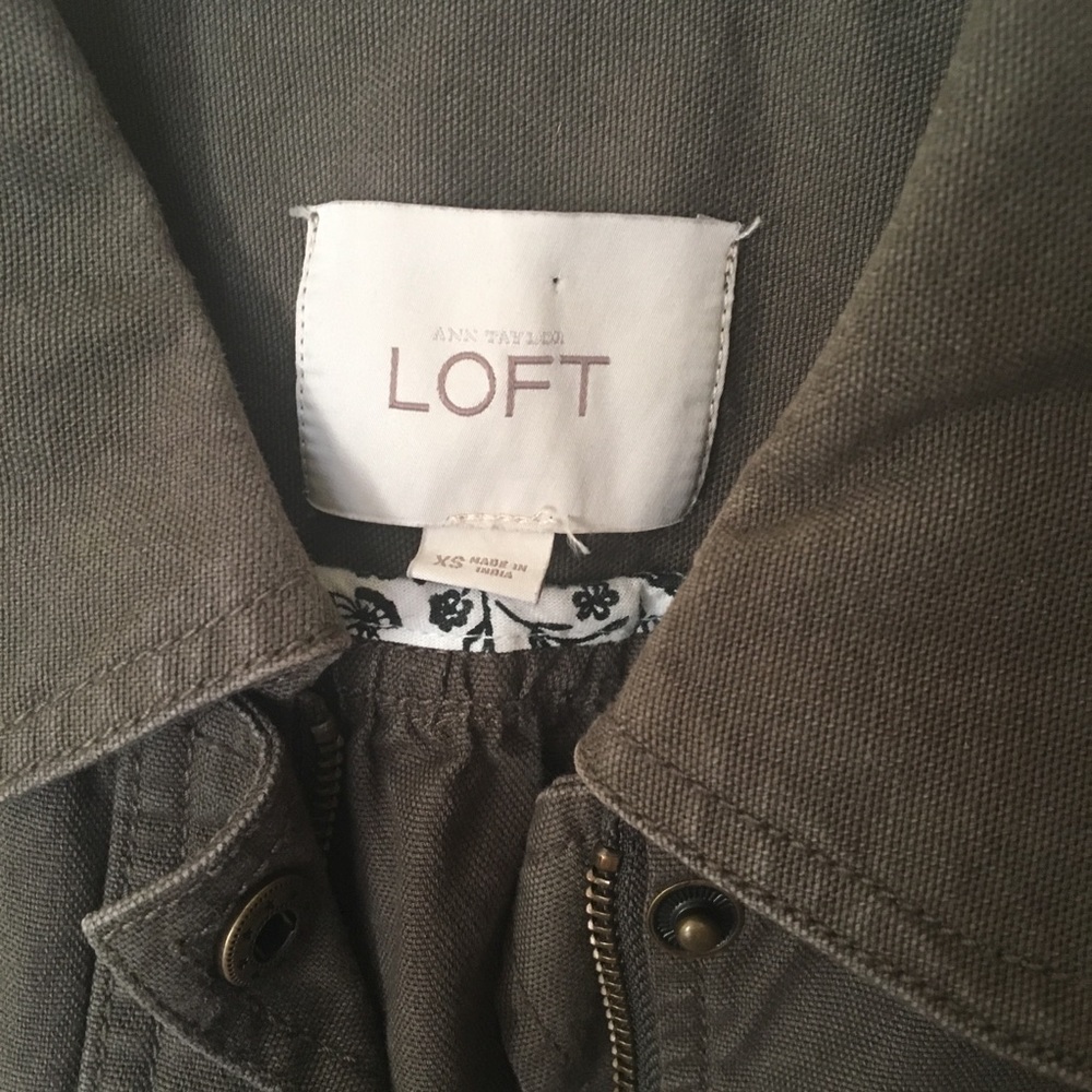 Loft Green Jacket Size Extra Small - image 5